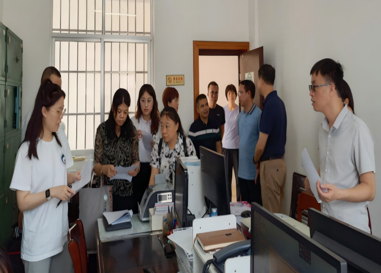 第四党支部图片3(1).png