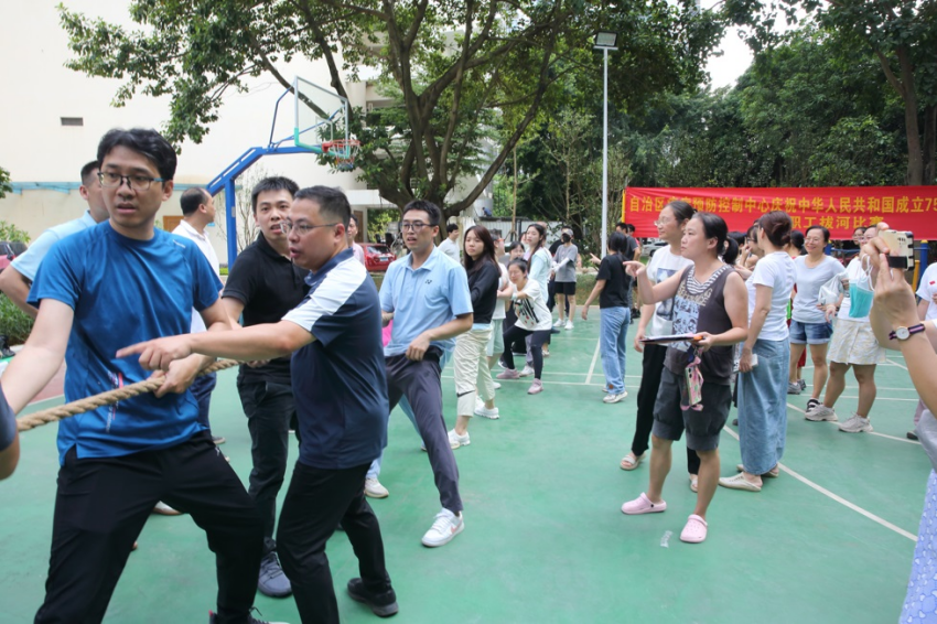 拔河图片2.png
