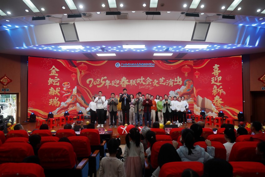 6、声乐《小美满》.jpg