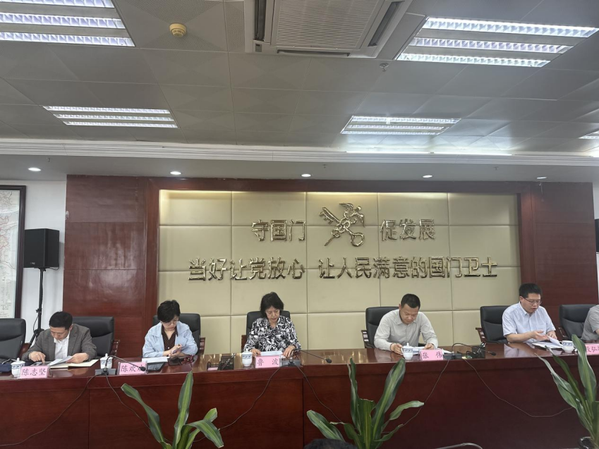 调研客运场4.png