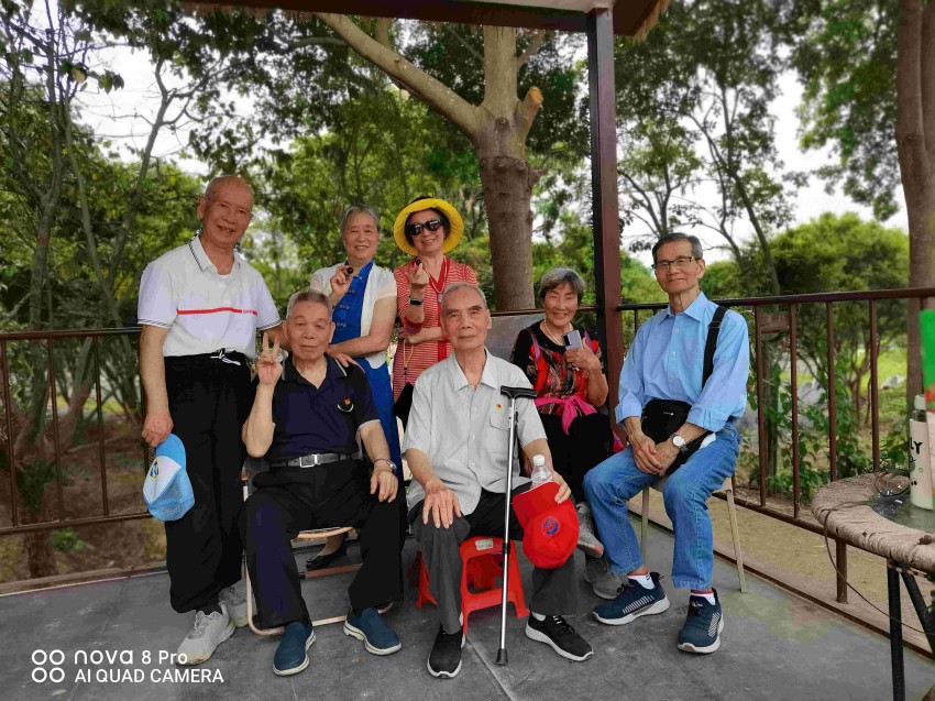 游玩照片1(1).jpg